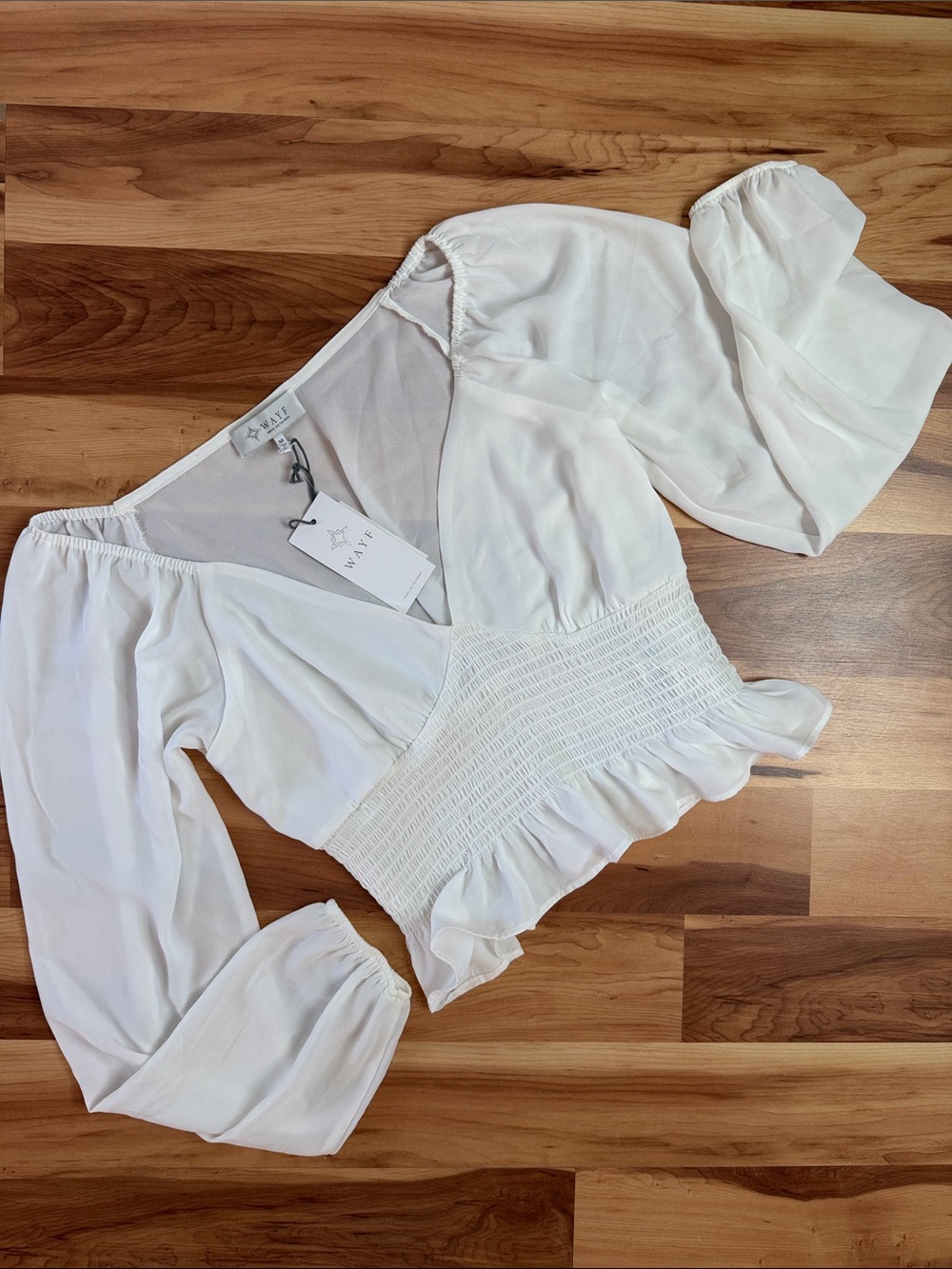 Womens white long sleeve v neck blouse size medium